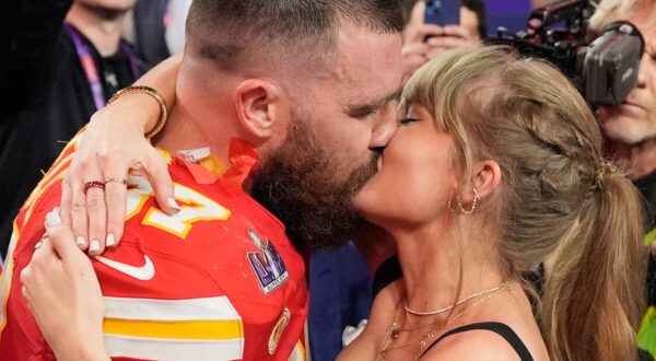 FILE - Kansas City Chiefs tight end Travis Kelce (87) and Taylor Swift kiss after the Chiefs defeated the San Francisco 49ers in the NFL Super Bowl 58 football game on Feb. 11, 2024, in Las Vegas. (AP Photo/John Locher, File) People Taylor Swift Travis Kelce