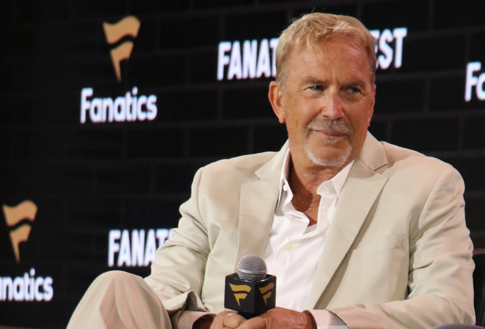 NEW YORK, NY - JUNE 20: Kevin Costner during the Sports Film Hall Of Fame Panel at Fanatics Fest NYC 2025 at Javits Center on June 20, 2025 in New York City. Copyright: