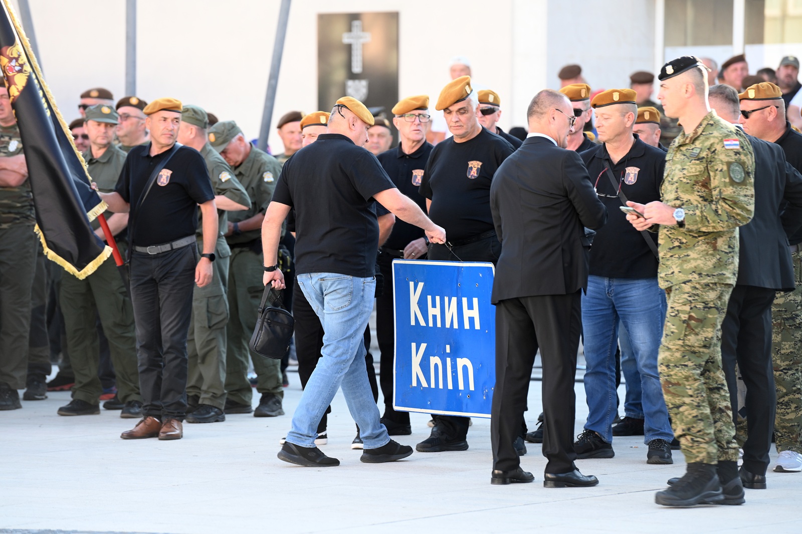 Knin, 05.08.2025. - Obilježavanje Dana pobjede i domovinske zahvalnosti, Dana hrvatskih branitelja i 30. obljetnice Vojno-redarstvene operacije "Oluja". foto HINA/ Mario STRMOTIĆ/ ms
