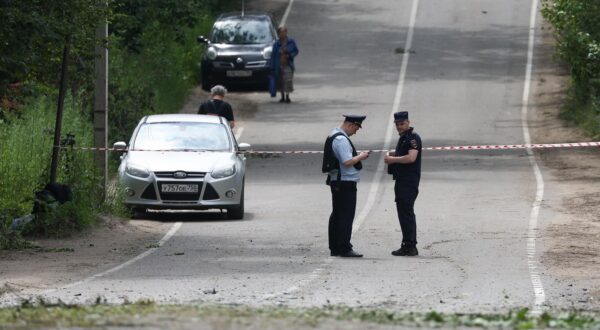 RUSSIA, MOSCOW REGION - JULY 4, 2025: Police tape off the site of a Ukrainian drone crash in Sergiyev Posad, northeast of Moscow. Sergei Bulkin/TASS/Sipa USA Photo: Tass/SIPA USA