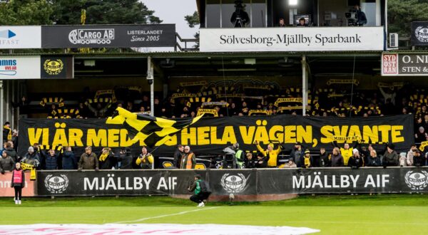241110 Publik inför fotbollsmatchen i Allsvenskan mellan Mjällby och IFK Göteborg den 10 november 2024 i Hällevik. 
Foto: Christian Örnberg / BILDBYRÅN / COP 166 / CO0491
fotboll football soccer fotball allsvenskan mjällby ifk göteborg  publik (Photo by CHRISTIAN ÖRNBERG/Bildbyran/Sipa USA) Photo: Bildbyran/SIPA USA