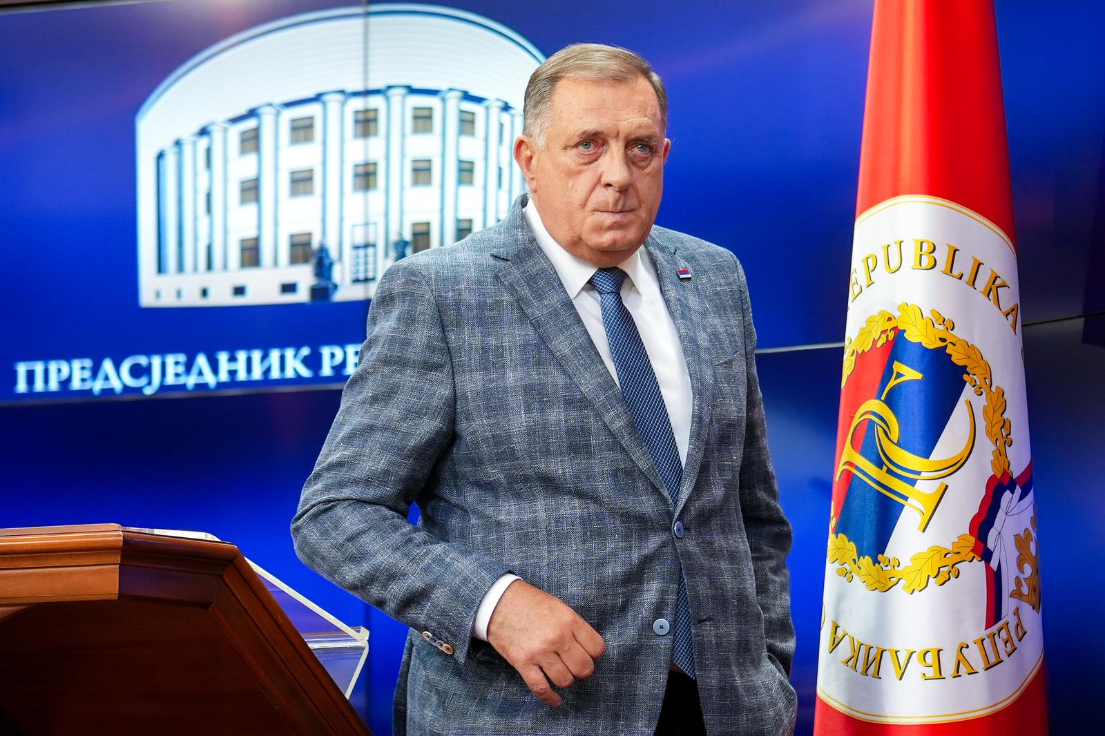 01.08.2025., Banja Luka, Bosna i Hercegovina - Predsjednik Republike Srpske Milorad Dodik odrzao je konferenciju za medije povodom prvostupne presude Apelacionog vijeca Suda BiH koje je potvrdilo prvostupnu presudu kojom je osudjen na godinu dana zatvora, te mu se zabranjuje politicko djelovanje sest godina. Photo: Dejan Rakita/PIXSELL