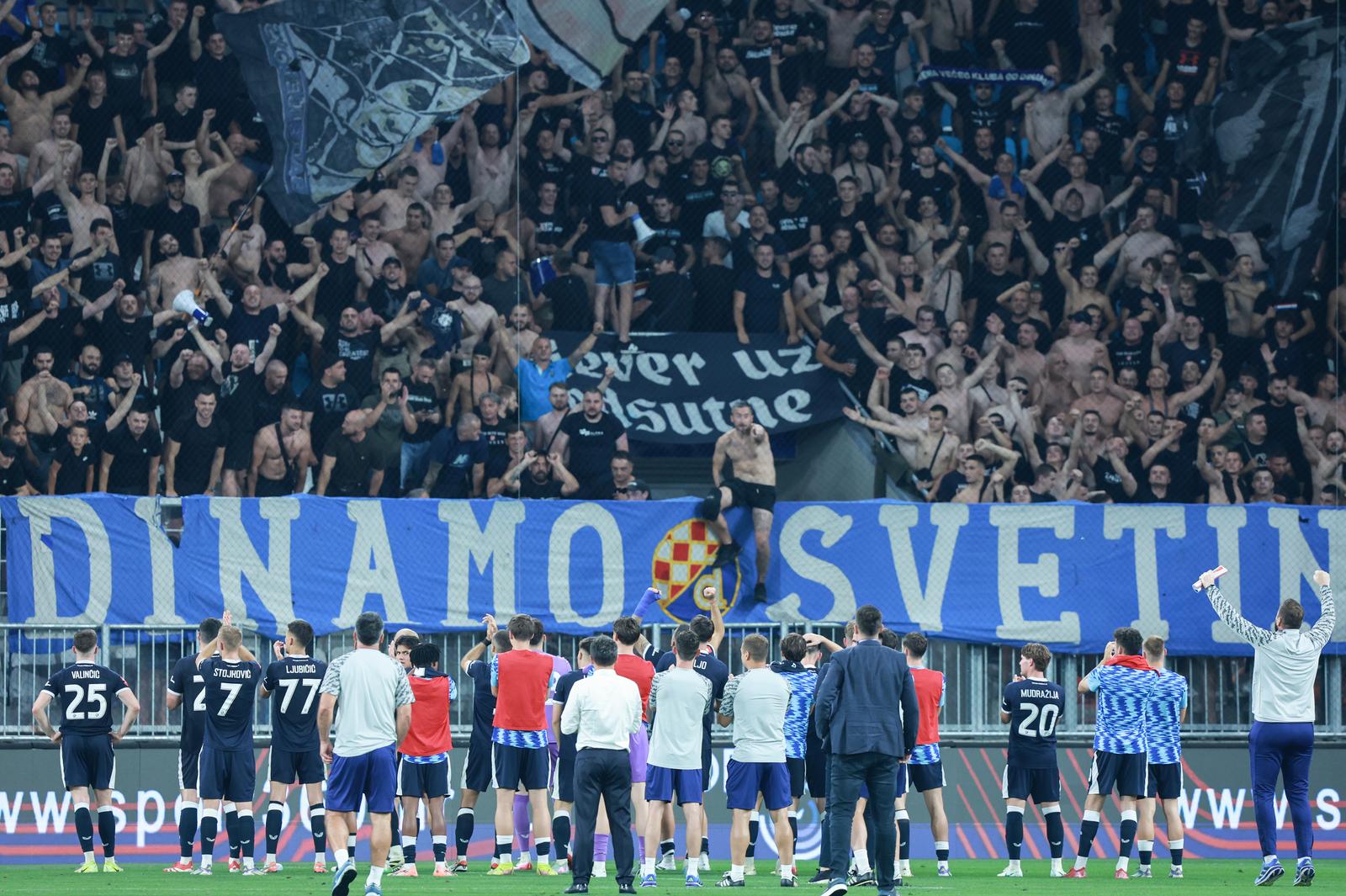 Nikad na Opus Areni Dinamo nije ovakvu podršku. 
 Photo: Davor Javorovic/PIXSELL
