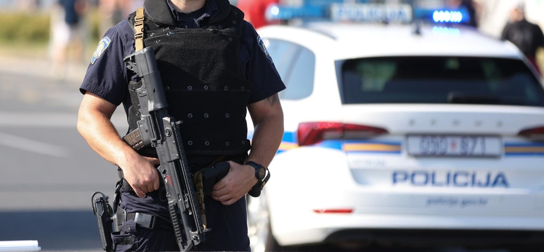 05.07.2025., Zagreb - Specijalna policija i betonske barikade na Ulici Sr. Njemacke kod Bundeka
 Photo: Matija Habljak/PIXSELL