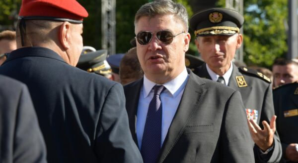 05.08.2025., Knin - Polaganje vijenaca na spomenik Oluja 95 povodom 30.Obljetnice Vojno-redarstvene akcije OLuja. Uz obitelji branitelja vijence je polozio i drzavni vrh, predsjednik Zoran Milanovic, premijer Andrej Plenkovic. Photo: Hrvoje Jelavic/PIXSELL
