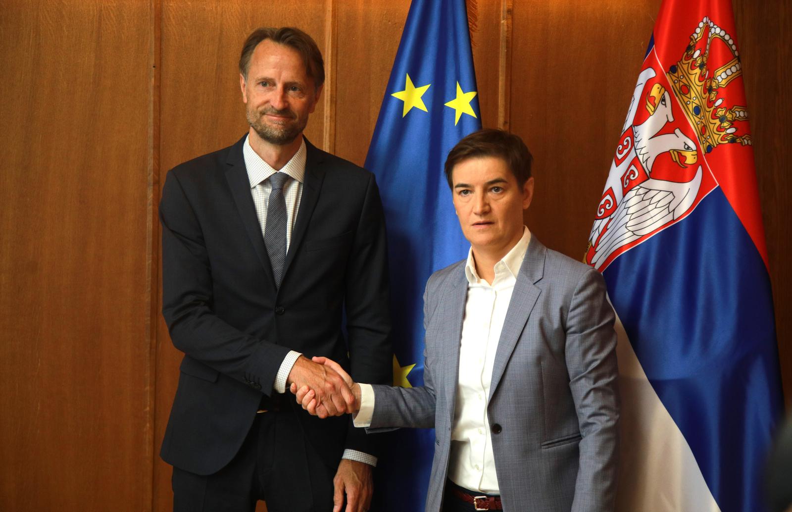05, August, 2025, Belgrade - President  of the National Assembly of the Republic of Serbia Ana Brnabic met with the newly appointed Ambassador of the European Union to Serbia Andreas von Beckerath. Andreas von Beckerath, Ana Brnabic. Photo: Milos Tesic/ATAImages

05, avgust 2025, Beograd - Predsednica Narodne skupstine Republike Srbije Ana Brnabic sastala se sa novoimenovanim ambasadorkom Evropske unije u Srbiji Andreasom fon Bekeratom. Photo: Milos Tesic/ATAImages Photo: Milos Tesic/ATAImages/PIXSELL
