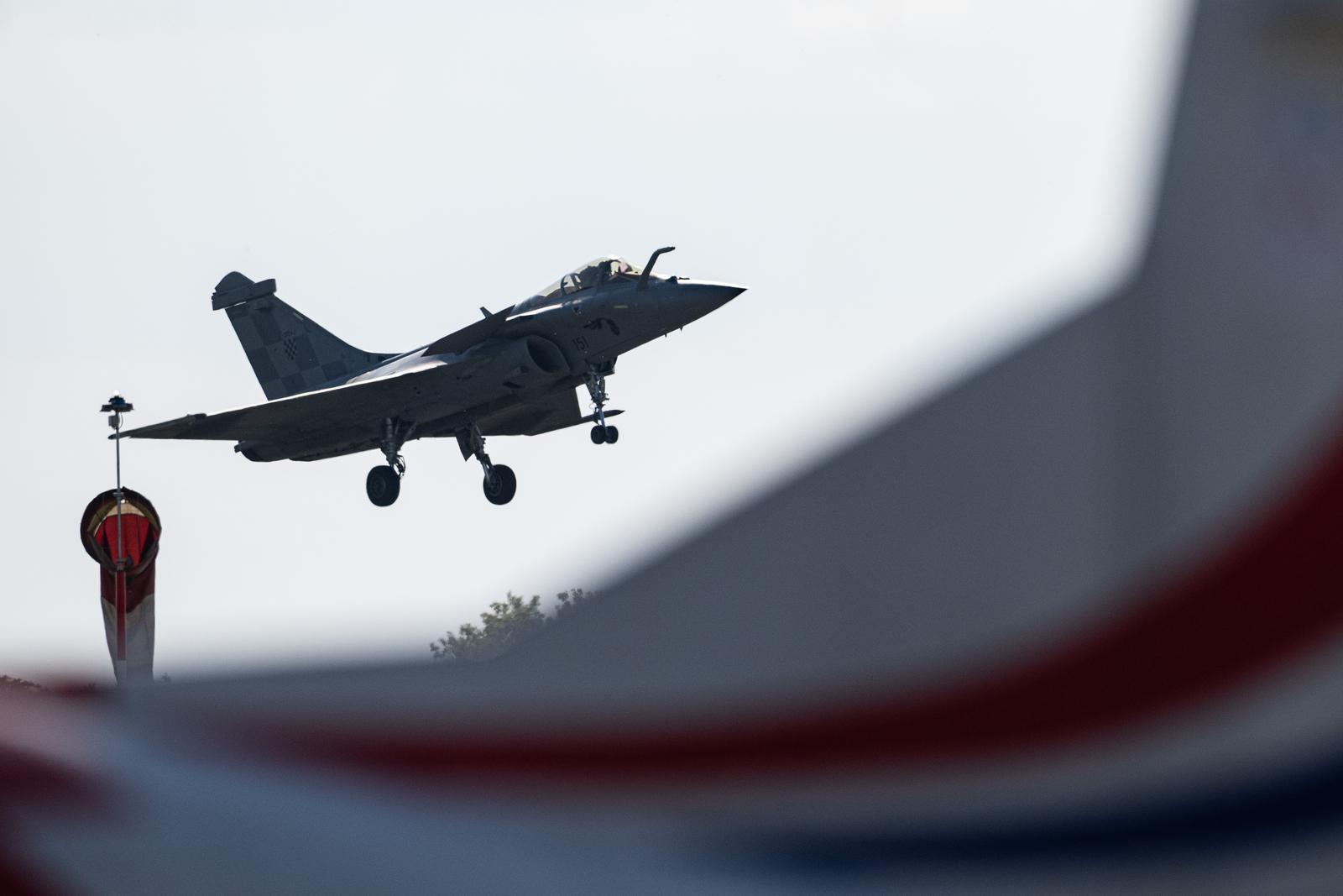 10.05.2025., Velika Gorica - Pod pokroviteljstvom Vlade Republike Hrvatske Grad Velika Gorica organizirao je dogadjanje AIRVG2025 - Zrakoplovni dan u Velikoj Gorici, zrakoplovnu priredbu koja je uz suorganizaciju Medjunarodne zracne luke Zagreb te potporu Ministarstva obrane Republike Hrvatske - Hrvatskog ratnog zrakoplovstva, odrzana na Zracnoj luci Franjo Tudjman na prostoru tzv. starog terminala.  Photo: Davor Puklavec/PIXSELL