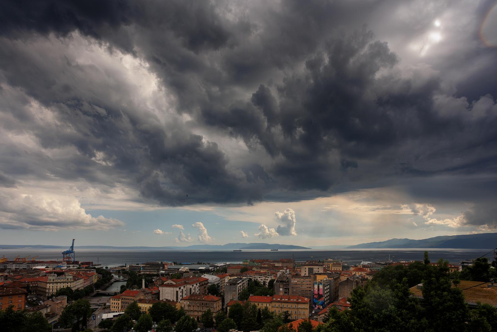 12.05.2025., Rijeka - Promjenjivo vrijeme nad Rijekom. Photo: Nel Pavletic/PIXSELL