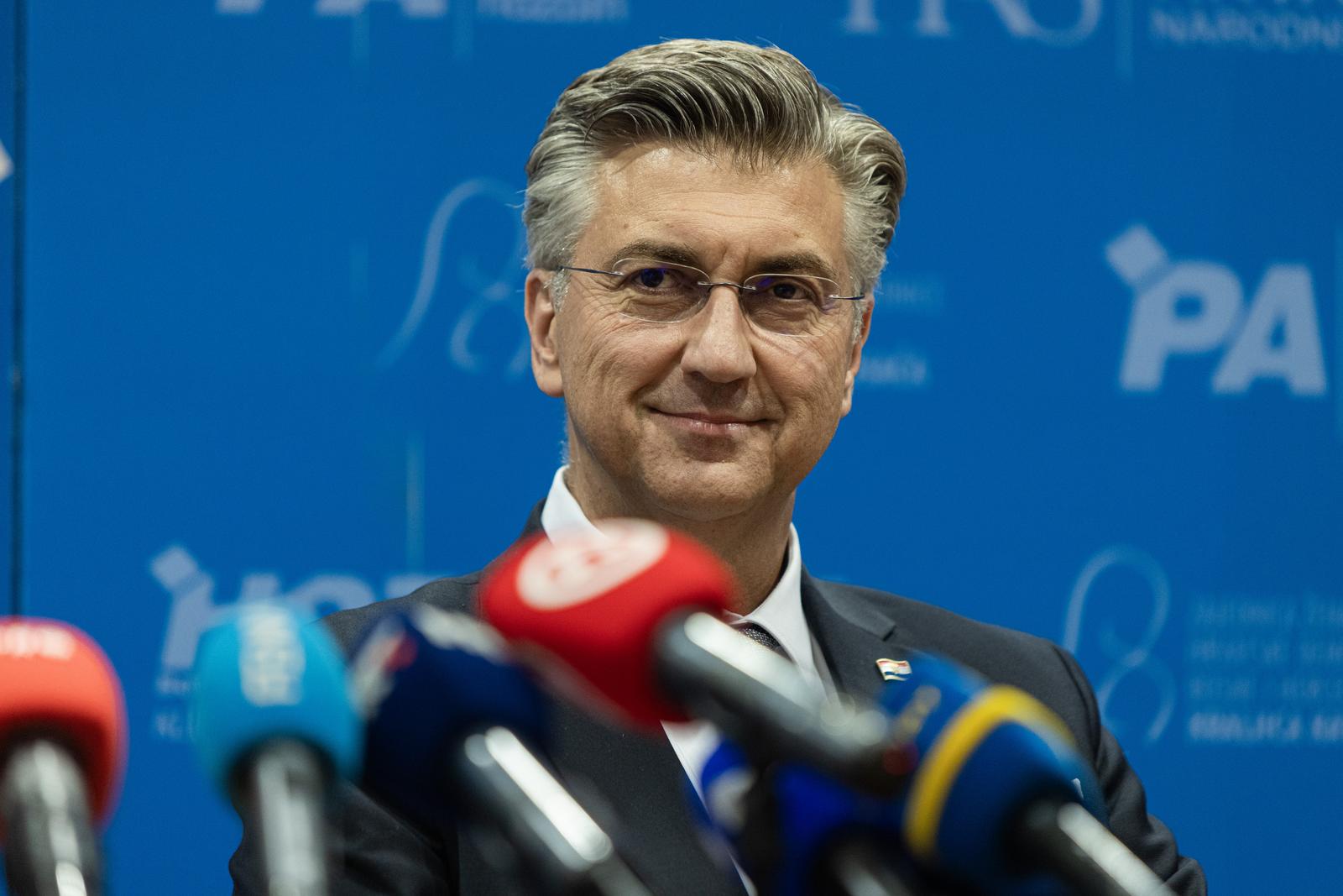 18.08.2025.Mostar, Bosna i Hercegovina, Press konferencija nakon zajednicke sjednice 
 Predsjednistva HDZ BiH i HDZ RH  Photo: Denis Kapetanović/PIXSELL