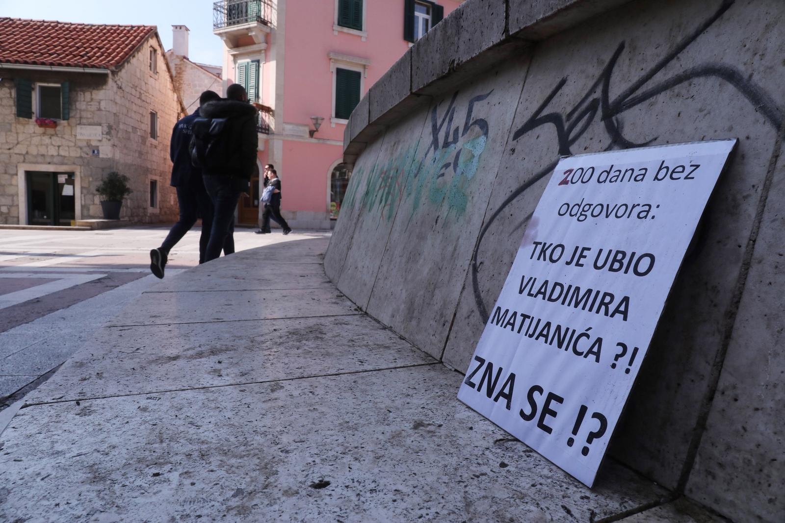 21.02.2023.,Split - Osvanuo plakat 200 dana bez odgovora: Tko je ubio Vladimira Matijanica?!Zna se "!? Photo: Ivo Cagalj/PIXSELL