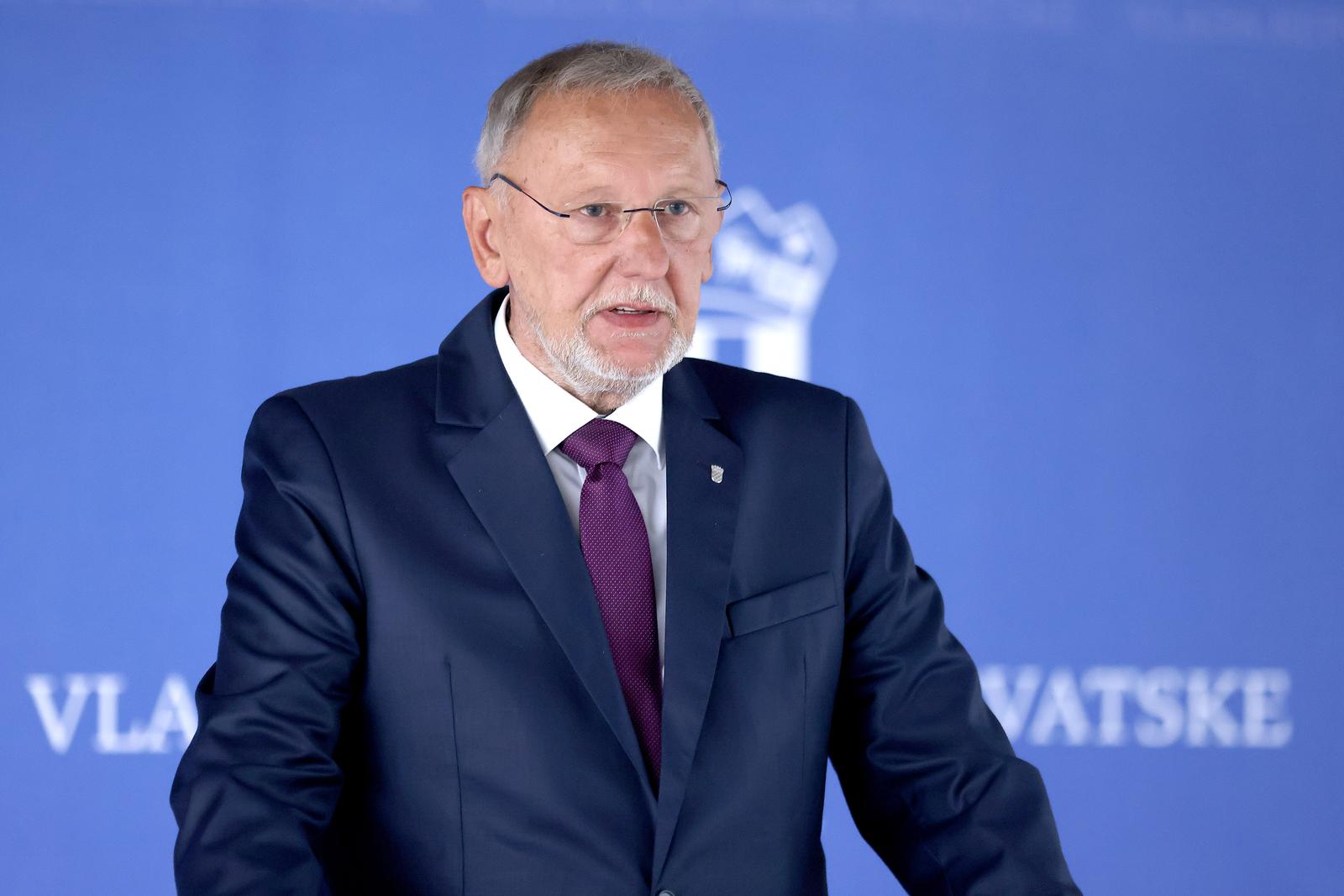 Davor Božinović