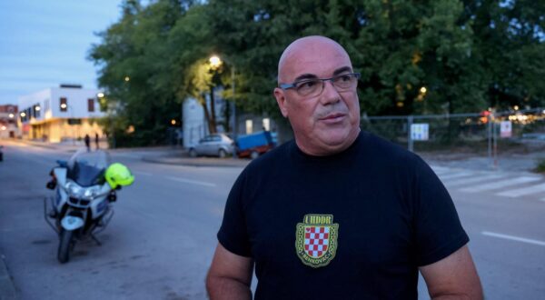 25.08.2025., Benkovac - Prosvjed branitelja oko odrzavanja Festivala Nosi se. Nediljko Genda Photo: Sime Zelic/PIXSELL