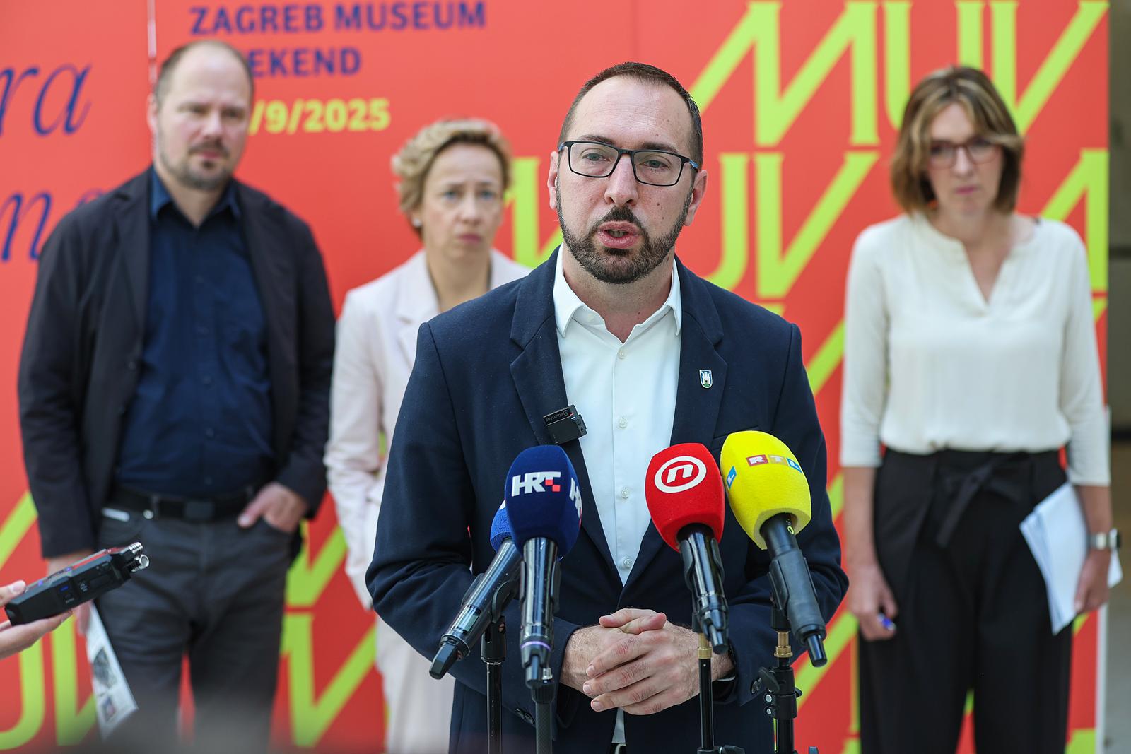 27.08.2025., Hrvatski prirodoslovni muzej, Zagreb - Konferencija za medije na kojoj je predstavljen program Zagrebackog muzejskog vikenda, nove kulturne manifestacije u organizaciji Grada Zagreba, uz potporu Turisticke zajednice grada Zagreba. Na konferenciji za medije sudjelovali su: Tamara Dzebic, Martina Bienenfeld, direktorica Turisticke zajednice grada Zagreba, gradonacelnik Tomislav Tomasevic, Sanjin Mihelic, ravnatelj Muzeja za umjetnost i obrt i Emina Visnic, procelnica Gradskog ureda za kulturu i civilno drustvo Grada Zagreba. Nakon toga gradonacelnik Grada Zagreba Tomislav Tomasevic i zamjenici gradonacelnika Danijela Dolenec i Luka Korlaet odrzali su redovitu konferenciju za medije. Photo: Goran Stanzl/PIXSELL