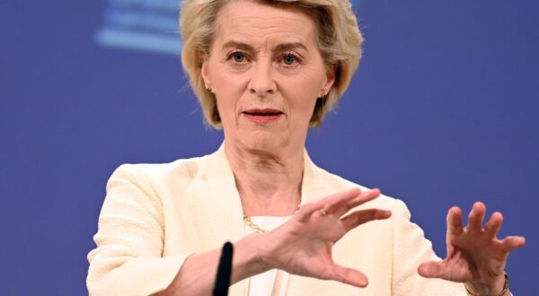 16 July 2025, Belgium, Brüssel: Ursula von der Leyen, President of the European Commission, speaks at a press conference. Von der Leyen presented the Commission's proposals for the EU budget. Photo: Ansgar Haase/dpa Photo: Ansgar Haase/DPA