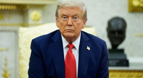 United States President Donald J Trump as he meets President Volodymyr Zelenskyy of Ukraine (not pictured) in the Oval Office of the White House in Washington, DC, USA, on Monday, August 18, 2025. European Leaders are at the White House in support of President Zelenskyy following President Trumps meeting with President Vladimir Putin of Russia in Anchorage, Alaska, USA, on Friday, August 15, 2025. Credit: Aaron Schwartz / Pool via CNP