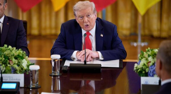 United States President Donald J Trump as he participates in a Multilateral Meeting with European Leaders in the East Room of the White House in Washington, DC, USA, on Monday, August 18, 2025. The European Leaders are at the White House in support of President Zelenskyy following President Trumps meeting with President Vladimir Putin of Russia in Anchorage, Alaska, USA on Friday, August 15, 2025. Credit: Aaron Schwartz / Pool via CNP Photo via Newscom Photo: Aaron Schwartz - Pool via CNP/NEWSCOM