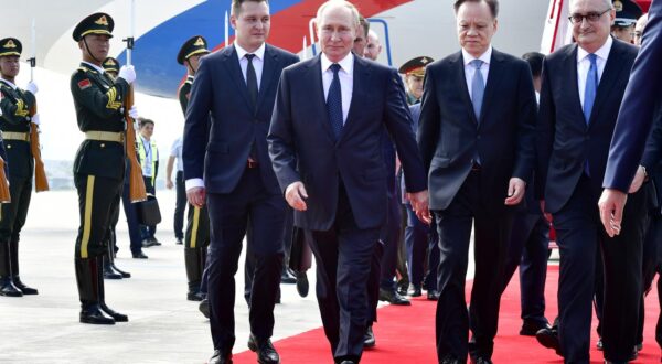 (250831) -- TIANJIN, Aug. 31, 2025 (Xinhua) -- Russian President Vladimir Putin arrives for the Shanghai Cooperation Organization (SCO) Summit 2025 in Tianjin, north China, Aug. 31, 2025. (Xinhua/Guo Xulei) Photo: Guo Xulei/XINHUA