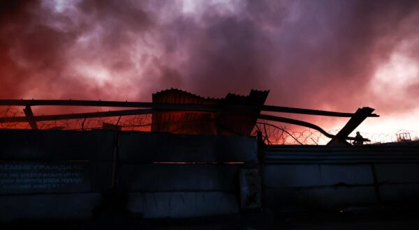 RUSSIA, MOSCOW REGION - JUNE 7, 2025: The scene of a fire at a petrol, oil and lubricants storage facility in Pushkino. According to early reports, fire spread over an area of more than 21,000 sq.m. Mikhail Tereshchenko/TASS/Sipa USA Photo: Tass/SIPA USA