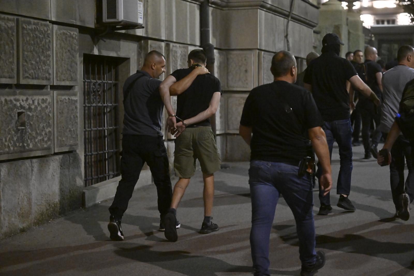 14, August, 2025, Beograd - Protest of citizens and students in down town of Belgrade. Confrontation with the police. Photo: M. M./ATAImages

14, avgust, 2025, Beograd - Protest gradjana i studenata u Beogradu. Sukob sa policijom. Photo: M. M./ATAImages Photo: Igor Kralj/PIXSELL