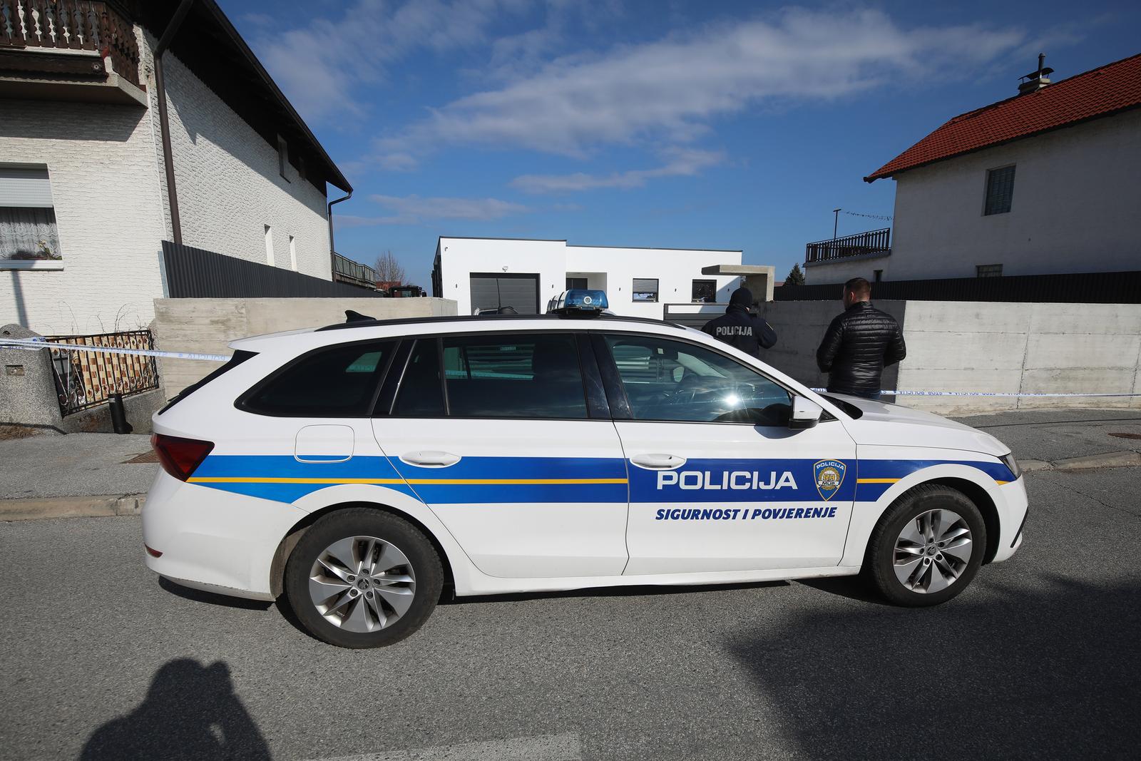 02.03.2024., Varazdin - Policijski ocevid na mjestu gdje je nepoznati pocinitelj u dvoriste obiteljske kuce bacio bombu. Prilikom eksplozije nitko nije ozlijedjen. Photo: Vjeran Zganec Rogulja/PIXSELL