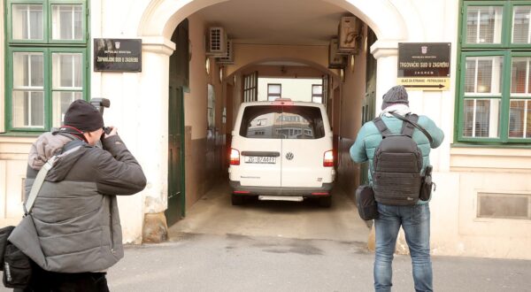 18.2.2021., Zagreb - Dolazak i odlazak na Zupanijski sud na rociste za istrazni zatvor uhicenih oko afere stecajni upravitelj. rPhoto: Goran Stanzl/PIXSELL