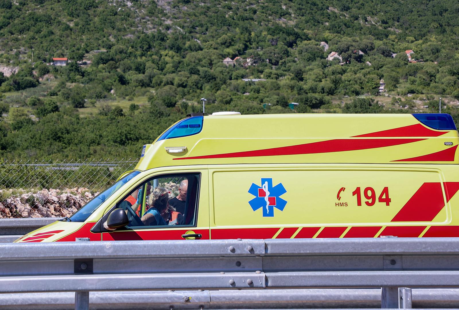 25.05.2025., Vucevica - na A1 u blizini izlaza Vučevica u smjeru Zagreba dogodila prometna nesreća u kojoj su sudjelovala dva autobusa Photo: Ivana Ivanovic/PIXSELL
