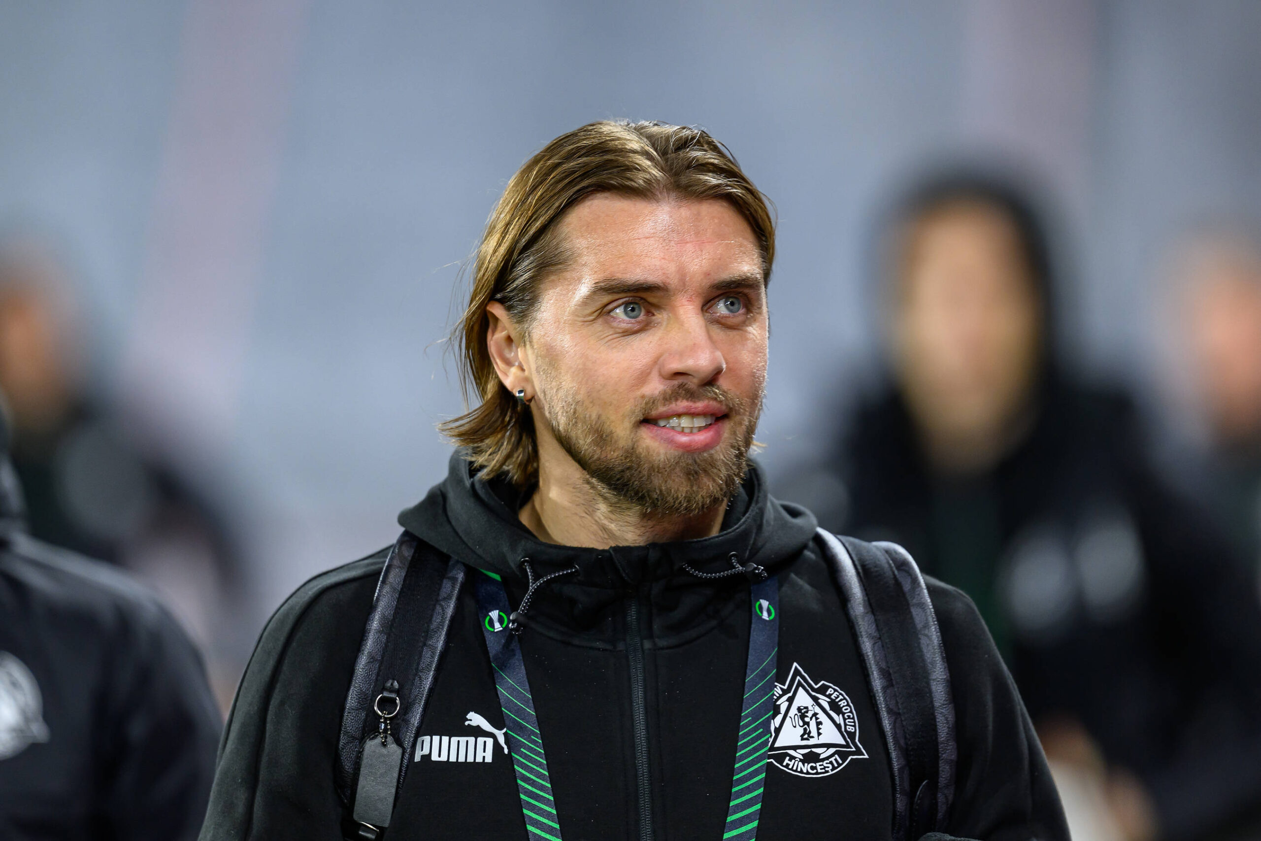 Heart of Midlothian v CS Petrocub Hincesti Europa Conference League 19/12/2024. Maxim Potirniche of FC Petrocub arrives before the UEFA Conference League match between Heart of Midlothian and CS Petrocub Hincesti at Tynecastle Park, Edinburgh, Scotland on 19 December 2024. Editorial use only , Copyright: xMalcolmxMackenzie/HeartsxFCx PSI-21077-0004