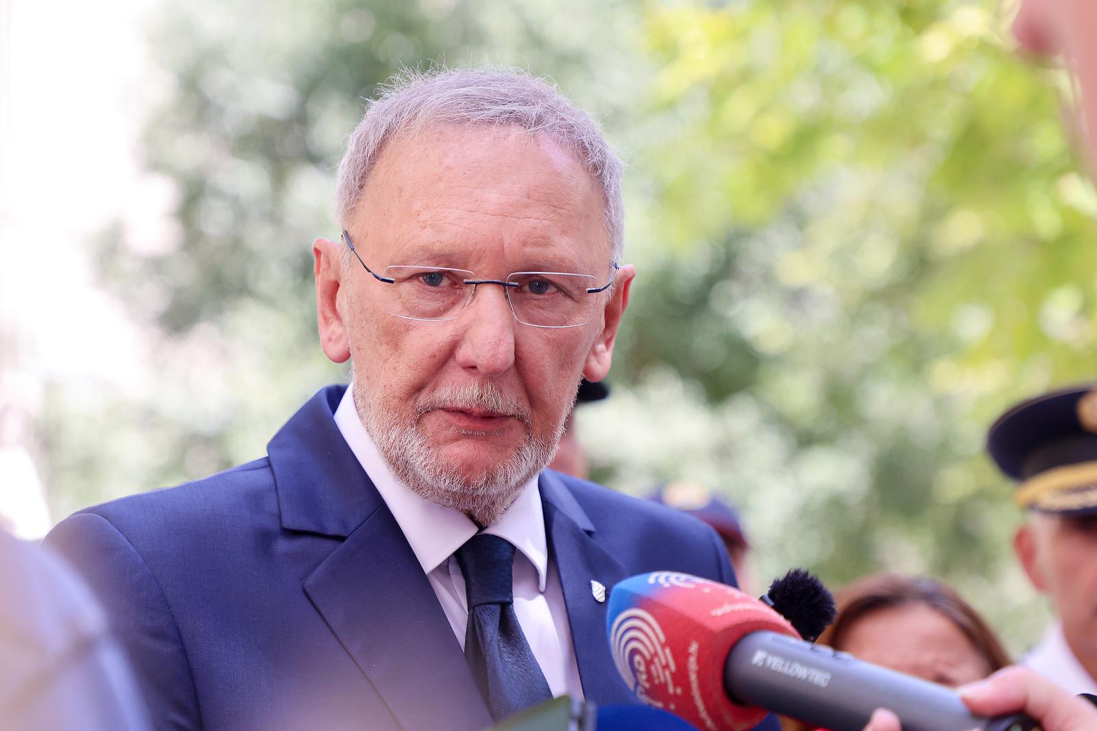 25.07.2025 Sinj- potpredsjednik Vlade i ministar unutarnjih poslova dr. sc. Davor Bozinovic sudjeluje  na XI. pokrajinskom hodocascu hrvatske vojske, policije i branitelja u Svetistu Cudotvorne Gospe Sinjske u Sinju.  
 
 Photo: Ivana Ivanovic/PIXSELL