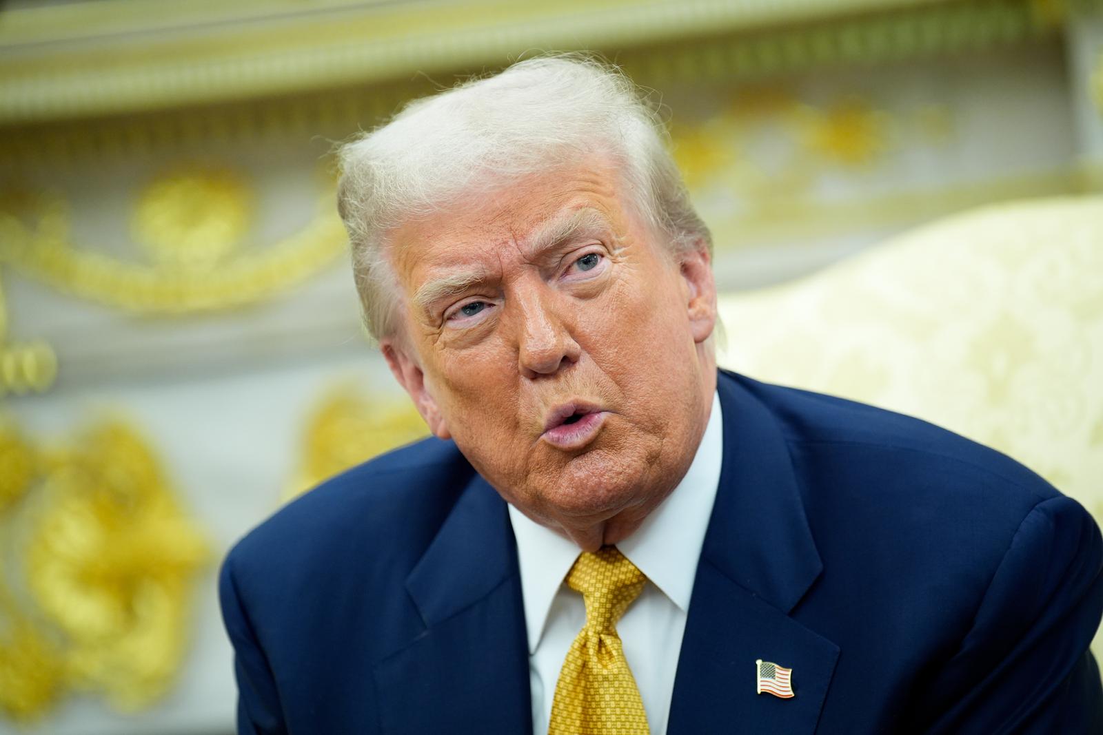 United States President Donald J Trump answers reporters questions during his meeting with Philippine President Ferdinand Marcos Jr in the Oval Office at the White House on July 22, 2025 in Washington, DC., USA. Trump and Marcos are expected to discuss trade tariffs, increasing security cooperation in the face of Chinas growing maritime power in the West Philippine Sea and other topics. Credit: Yuri Gripas / Pool via CNP