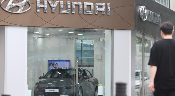 Hyundai Motor's Q2 performance Seen here is a Hyundai Motor Co. shop in Seoul. The carmaker said on July 21, 2022, that it posted a record high second-quarter operating profit of 2.97 trillion won (US$2.26 billion), up 58 percent on-year, with revenue rising 18.7 percent to 35.99 trillion won. (Yonhap)/2022-07-21 14:35:29/   Photo via Newscom Photo: Yonhap News/NEWSCOM