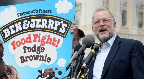 Jerry Greenfield, co-founder of Ben & JerryÃ¢Â?Â?s holds a Capitol Hill news conference- DCJerry Greenfield, co-founder of Ben & JerryÃ¢Â?Â?s holds a Capitol Hill news conference to protest a House proposal that would deny Americans the right to know about the genetically engineered ingredients in their food July 10, 2014 in Washington, DC.Olivier Douliery Photo: Press Association/PIXSELL