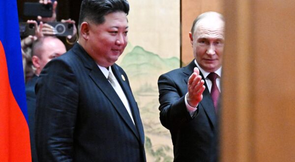 Kim Jong Un i Vladimir Putin