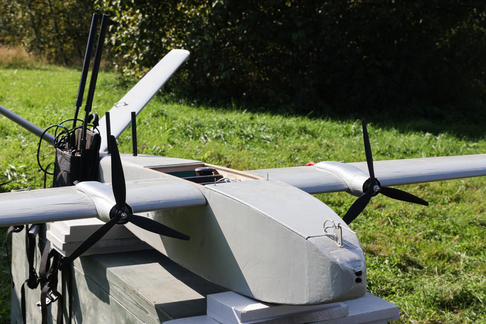 Dron