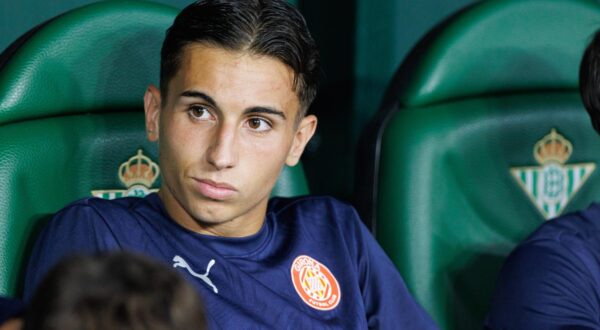 Iker Almena primarno je desno krilo, no može igrati i lijevog beka, pa i veznog. Ukratko, sve... Photo: IMAGO/Maciej Rogowski/IMAGOSPORT