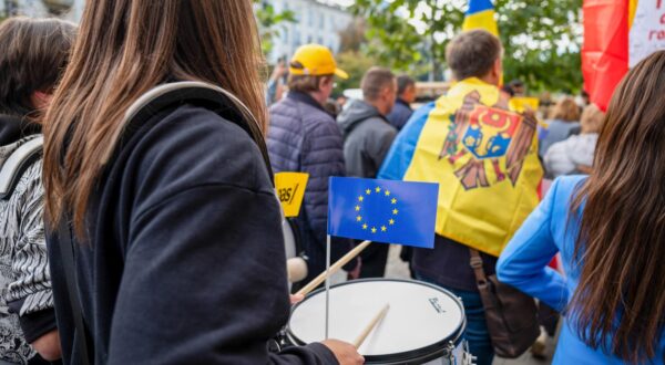 MOLDOVA, CHISINAU - SEPTEMBER 26, 2025: People stage a protest. Vadim Denisov/TASS/Sipa USA Photo: Tass/SIPA USA