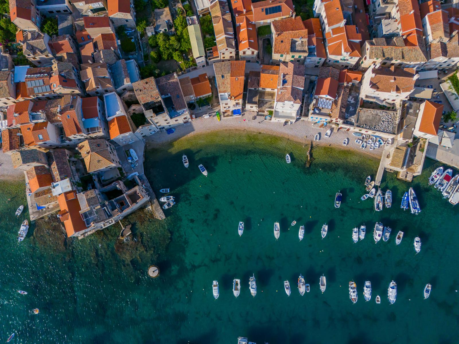 19.06.2025., Komiza - Fotografija iz zraka Komize. Photo: Zvonimir Barisin/PIXSELL