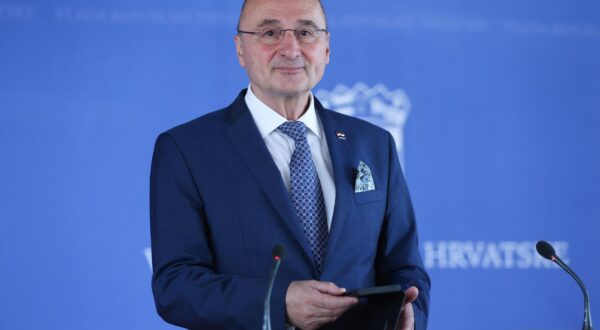 03.07.2025., Zagreb - Ministar vanjskih i europskih poslova Gordan Grlic Radman dao je izjavu medijima nakon sjednice Vlade Republike Hrvatske u Nacionalnoj i sveucilisnoj knjiznici. Photo: Sanjin Strukic/PIXSELL