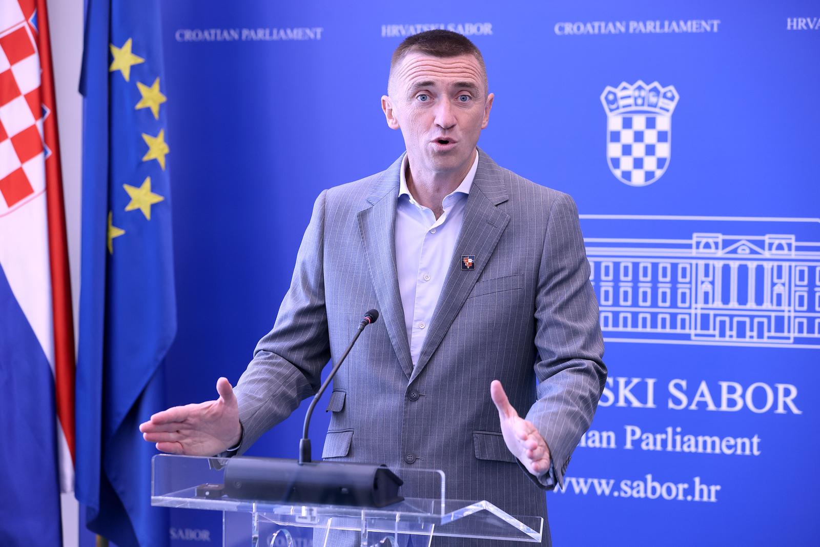 08.09.2025., Zagreb - U Saboru je danas odrzana sjednica Predsjednistva na kojoj je raspravljano o dnevnom redu predstojece plenarne sjednice. Nakon sjednice Ivan Penavaje odrzao konferenciju za medije. Photo: Patrik Macek/PIXSELL