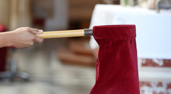 Milodar 10.07.2018.Sibenik,"nMilodar u crkvi."nPhoto: Dusko Jaramaz/PIXSELL