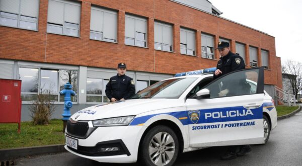 Policija