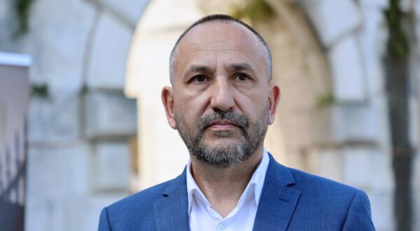 12.04.2025., Trogir- Hrvatska demokrscanka stranka ( HDS ) predstavila kandidata za gradonacelnika Trogira i dio programa.  Kandidat Miljenko Rilje, zamjenik Franko Maravic. Listu su dosli podrzati Goran Dodig i saborski zastupnik Hrvoje Zekanovic Photo: Ivana Ivanovic/PIXSELL