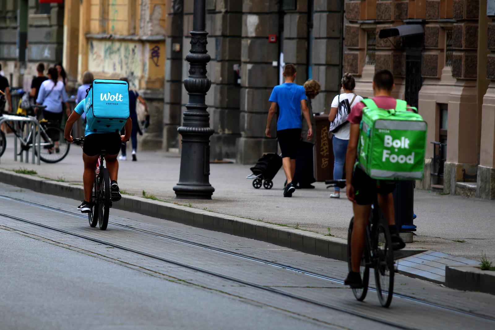 11.07.2022., Zagreb - Vrijedni dostavljaci hrane u akciji.  Photo: Ivan Skrinjar/PIXSELL