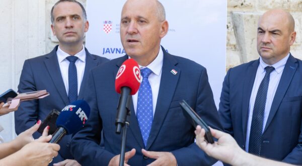 12.09.2025., Sveuiciliste u Dubrovniku, Dubrovnik - Prva javna prezentacija Prijedloga Prostornog plana iskljucivoga gospodarskog pojasa Republike Hrvatske u Jadranskom moru.
 Photo: Grgo Jelavic/PIXSELL