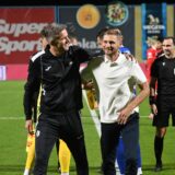 12.09.2025., Gradski stadion Ivan Kusek Apas, Koprivnica - SuperSport HNL, 06. kolo, NK Slaven Belupo - NK Istra 1961. trener Slaven Belupa Goran Tomic i trener Istre Mario Gregurina Photo: Damir Spehar/PIXSELL