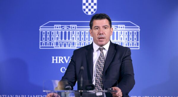 15.09.2025., Zagreb - Na konferenciji za medije odrzanoj u Saboru o uvodjenju seksualnog odgoja i danasnjem aktualnom prijepodnevu govorio je Nikola Grmoja. Photo: Patrik Macek/PIXSELL