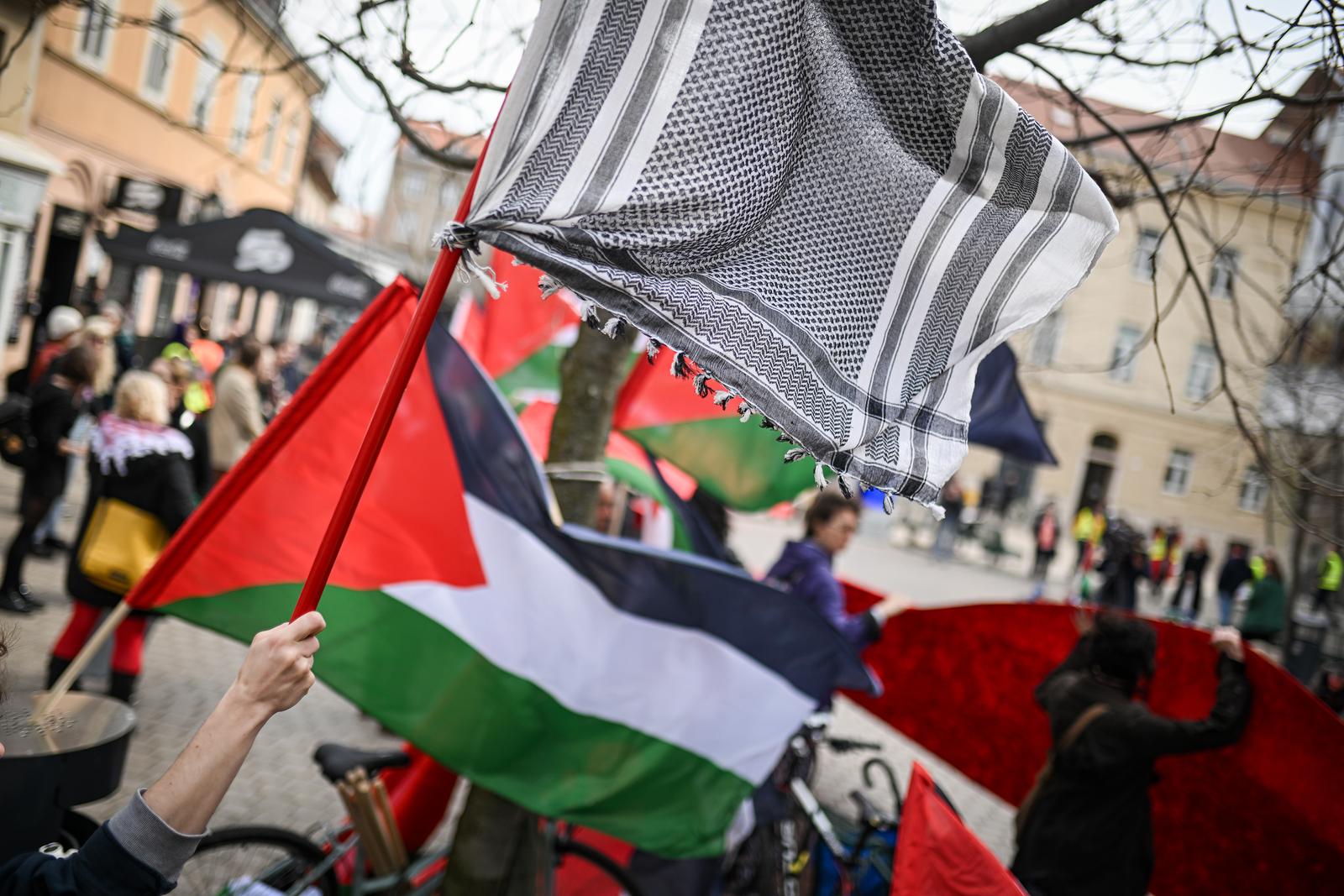 22.03.2025., Zagreb - Prosvjedno okupljanje "Pravda za Palestinu" Inicijativa za slobodnu Palestinu organizira prosvjedno okupljanje na Europskom trgu Photo: Josip Regovic/PIXSELL