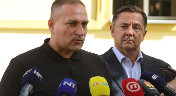 23.09.2025. Osijek    Ministar David Vlajčić dao je izjavu medijima o afričkoj svinjskoj kugi Photo: David Jerkovic/PIXSELL