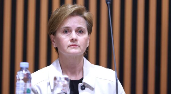 Sandra Švaljek