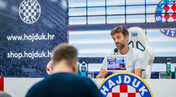 30.08.2025., Split - Press konferencija povodom sutrasnje utakmice Hajduk - Rijeka. Na pitanja novinara odgovarao je trener Gonzalo Garcia. Photo: Zvonimir Barisin/PIXSELL
