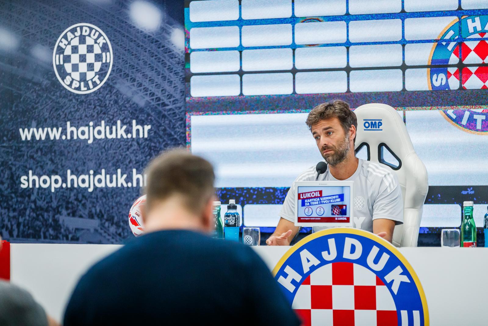 30.08.2025., Split - Press konferencija povodom sutrasnje utakmice Hajduk - Rijeka. Na pitanja novinara odgovarao je trener Gonzalo Garcia. Photo: Zvonimir Barisin/PIXSELL
